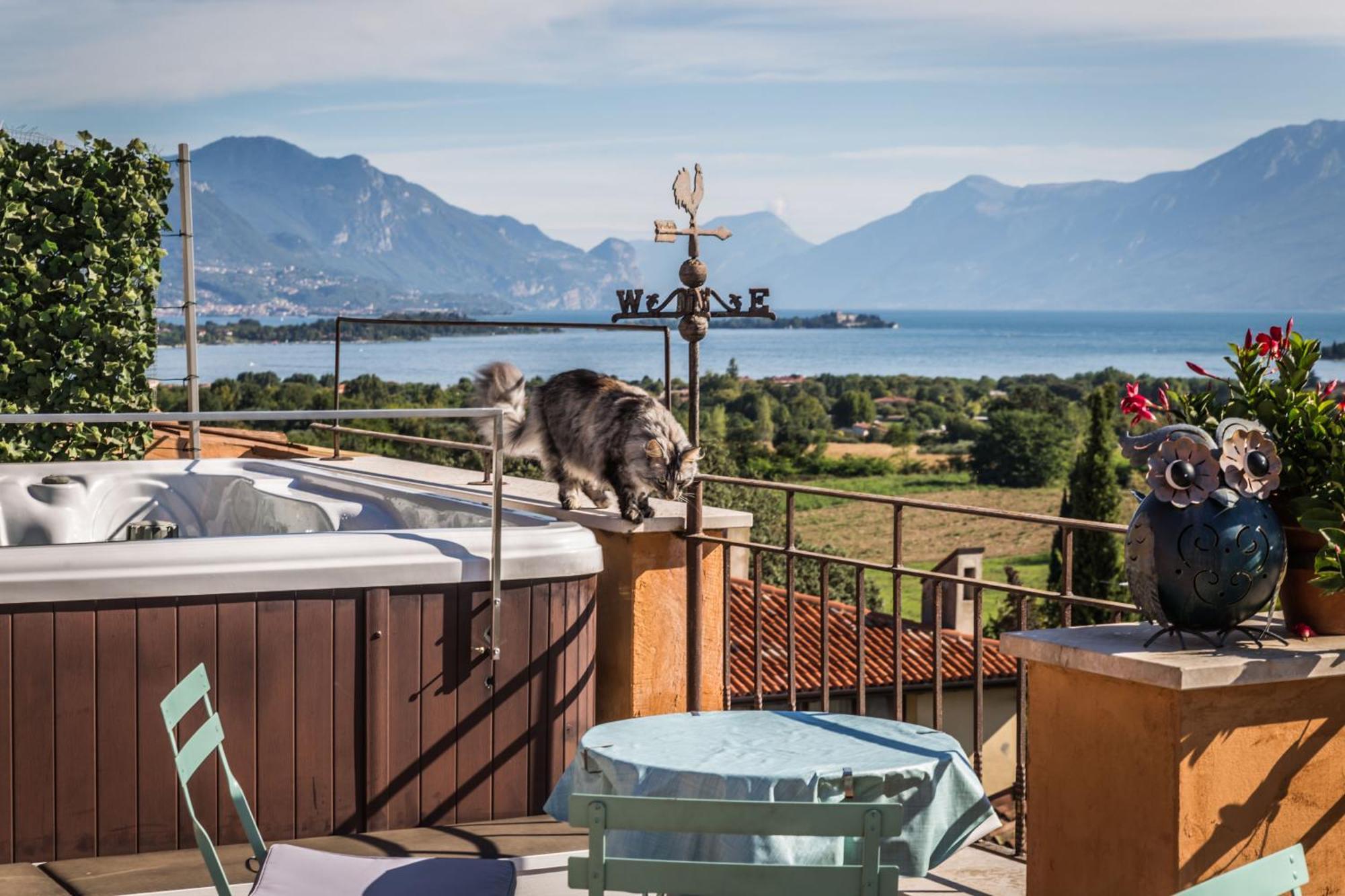 Antico Borgo B&B Con Spa - Adults Only Manerba del Garda Exterior foto
